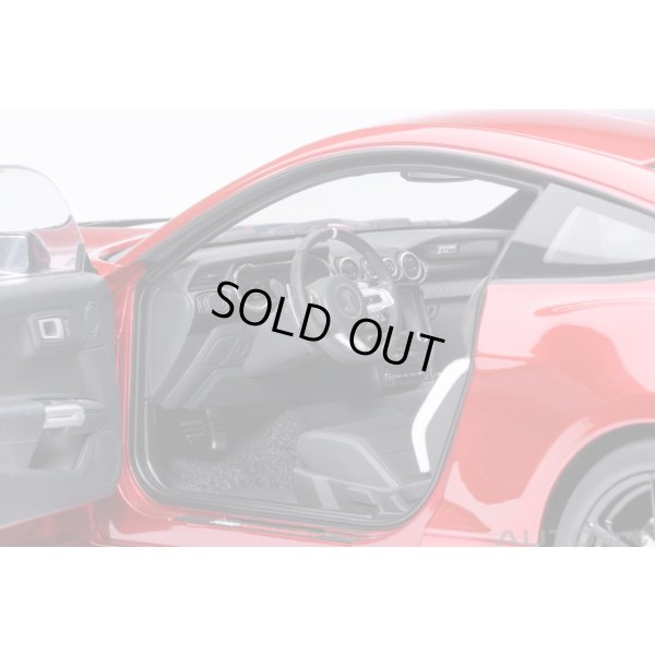 画像9: AUTOart 1/18 Ford Mustang Shelby GT500 (Red with Black Stripes)
