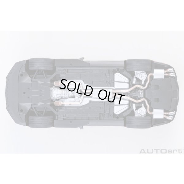 画像8: AUTOart 1/18 Ford Mustang Shelby GT500 (Red with Black Stripes)