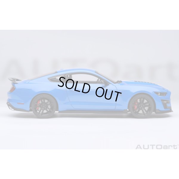 画像4: AUTOart 1/18 Ford Mustang Shelby GT500 (Blue with White Stripes)