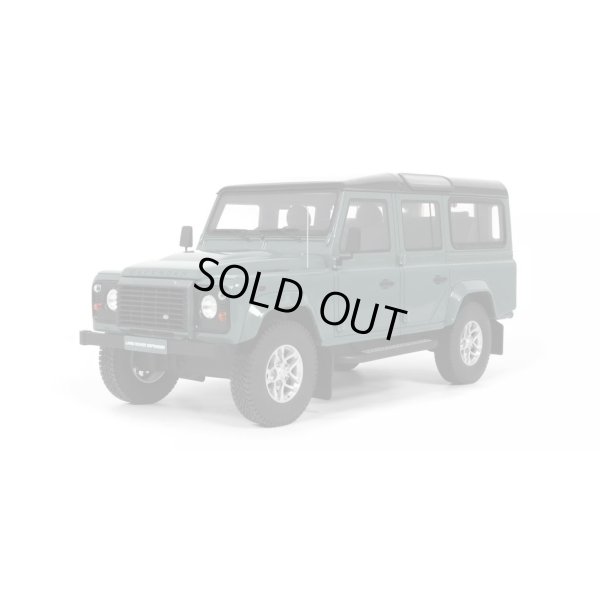 画像1: GT SPIRIT 1/18 Land Rover Defender 3 Station Wagon 2016 (Green)