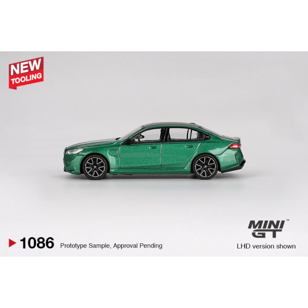 画像3: MINI GT 1/64 BMW M5 (G90) Isle of Man Green Metallic (LHD)