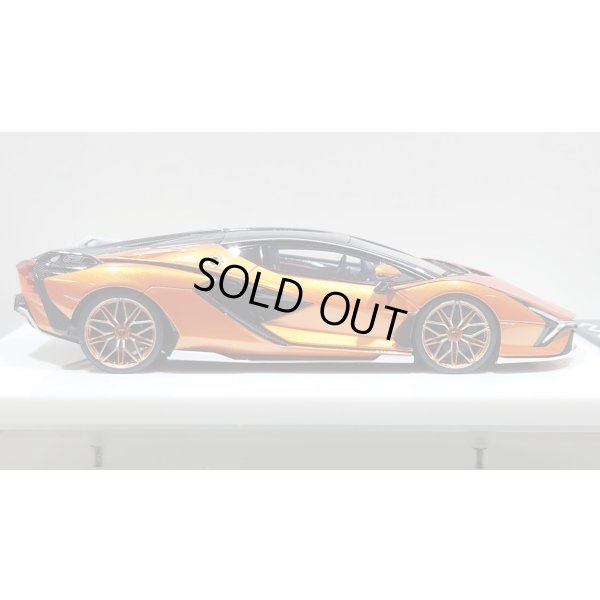 画像6: EIDOLON 1/43 Lamborghini Sian FKP 37 2019 with Stripe Arancio Pearl Limited 33 pcs.