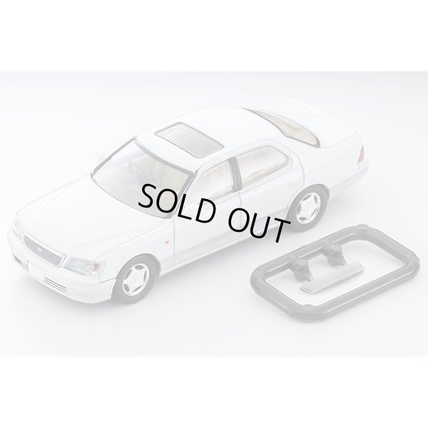 画像9: TOMYTEC 1/64 Limited Vintage NEO Toyota Celsior C Spec F Package (Pearl White/Silver) 1997