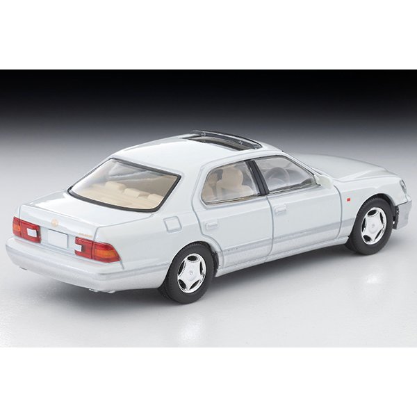 画像2: TOMYTEC 1/64 Limited Vintage NEO Toyota Celsior C Spec F Package (Pearl White/Silver) 1997
