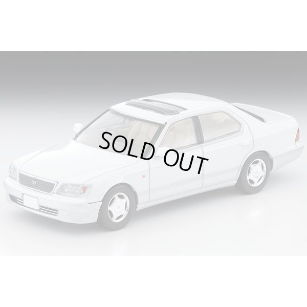 画像1: TOMYTEC 1/64 Limited Vintage NEO Toyota Celsior C Spec F Package (Pearl White/Silver) 1997