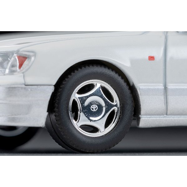 画像7: TOMYTEC 1/64 Limited Vintage NEO Toyota Celsior C Spec F Package (Pearl White/Silver) 1997