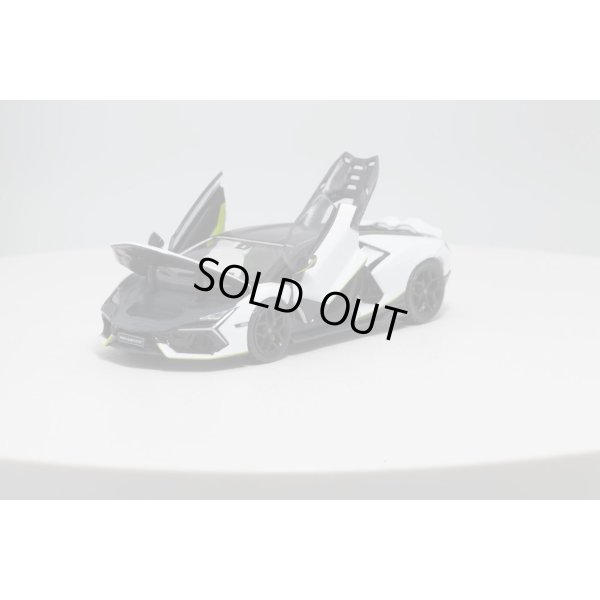 画像7: HUNG HING TOYS 1/64 Lamborghini Revuelto Arena White