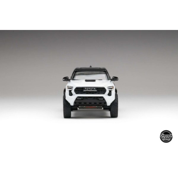 画像3: GCD 1/64 DiecastTalk Customized Model Toyota Tacoma TRD PRO ICE CAP WHITE