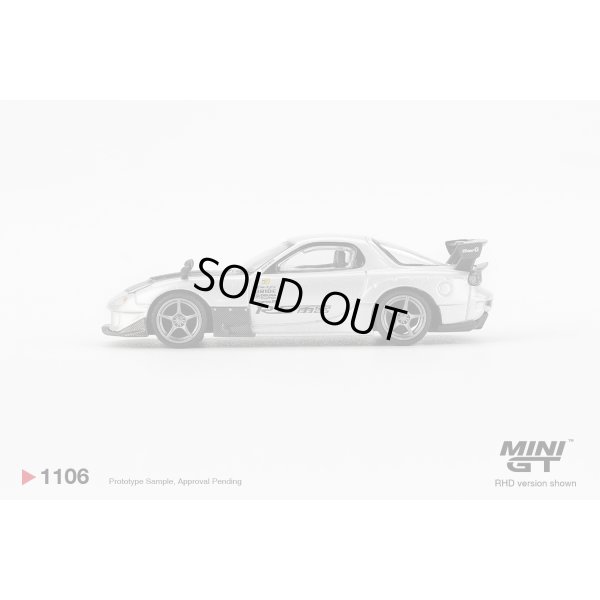 画像3: MINI GT 1/64 Mazda RX-7 RE Amemiya Silver Metallic (LHD)