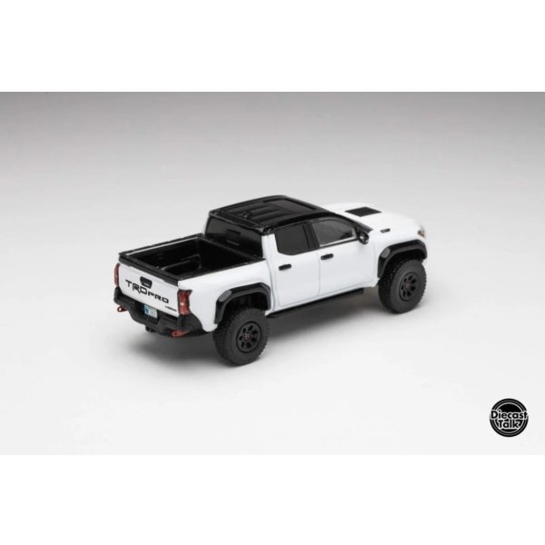画像2: GCD 1/64 DiecastTalk Customized Model Toyota Tacoma TRD PRO ICE CAP WHITE