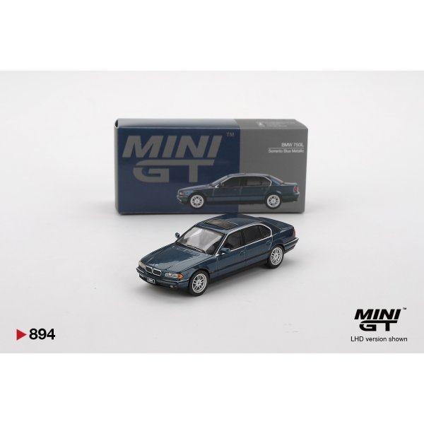 画像1: MINI GT 1/64 BMW 750IL Sorrento Blue Metallic (RHD)