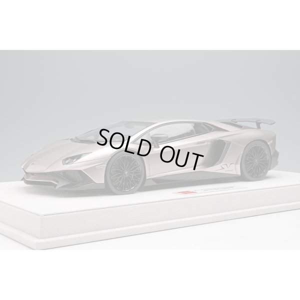 画像2: EIDOLON 1/18 Lamborghini Aventador LP750-4 SV 2015 Bronzo Masaru (Small Black SV Logo) Limited 40 pcs.