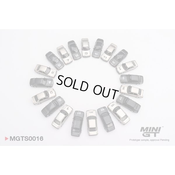 画像1: MINI GT 1/64 Nürburgring "Race of Champions" 1984