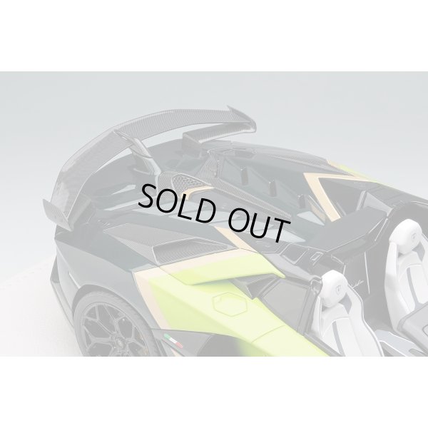 画像7: EIDOLON 1/18 Lamborghini Aventador SVJ Roadster 2020 Ad Personam 2-tone paint Verde Scandal / Verde Hydra Limited 70 pcs.