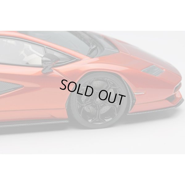 画像6: EIDOLON COLLECTION 1/43 Lamborghini Countach LPI 800-4 2022 Arancio Bluchert Limited 60 pcs.
