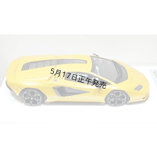 画像9: EIDOLON 1/43 Lamborghini Countach LPI 800-4 2022 Grande Giallo Pearl Limited 32 pcs.