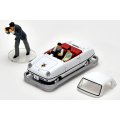 TOMYTEC 1/64 Limited Vintage こどもの国×TLV Kuni x TLV Datsun Baby No. 6 (White) with Figure