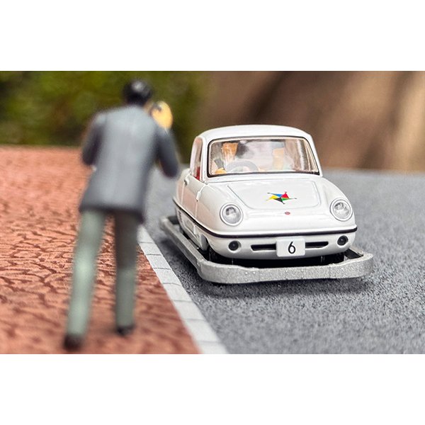 画像8: TOMYTEC 1/64 Limited Vintage こどもの国×TLV Kuni x TLV Datsun Baby No. 6 (White) with Figure