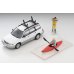 画像9: TOMYTEC 1/64 Limited Vintage NEO Subaru Forester Custom Version (White/Silver) with Kayak and Figure (9)