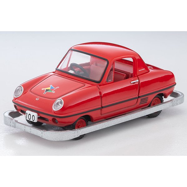画像2: TOMYTEC 1/64 Limited Vintage こどもの国×TLV Datsun Baby Restored Car (Red) with Figure