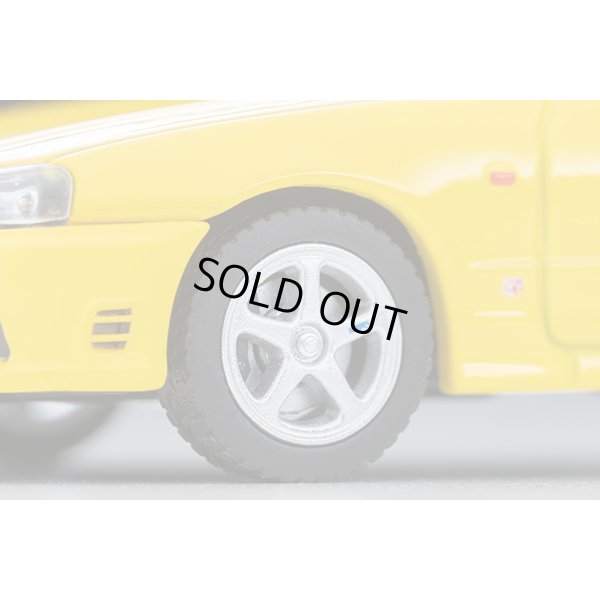 画像7: TOMYTEC 1/64 Limited Vintage NEO Nissan Skyline 2-Door Sports Coupe 25GT TURBO with Optional Parts (Yellow) 1998
