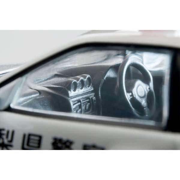 画像9: TOMYTEC 1/64 Limited Vintage NEO Nissan Skyline 2-Door Sports Coupe 25GT TURBO Patrol Car (山梨県警察)