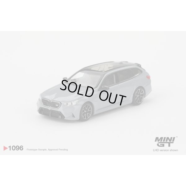 画像2: MINI GT 1/64 BMW M5 Touring (G99) Brooklyn Gray Metallic (LHD)