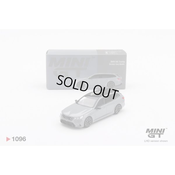 画像1: MINI GT 1/64 BMW M5 Touring (G99) Brooklyn Gray Metallic (LHD)