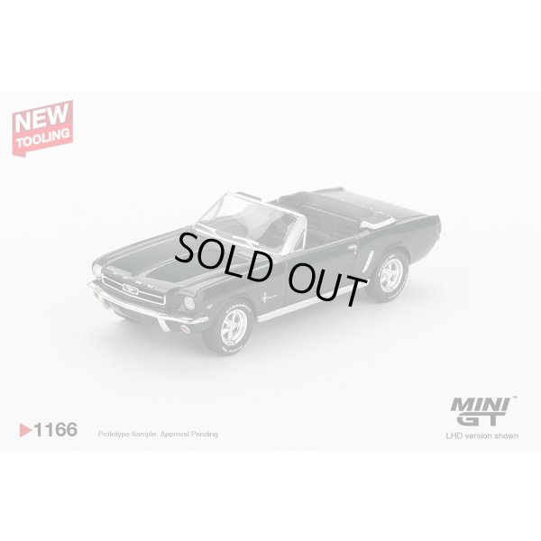 画像1: MINI GT 1/64 Ford Mustang Convertible 1964 Highlight Green (LHD)