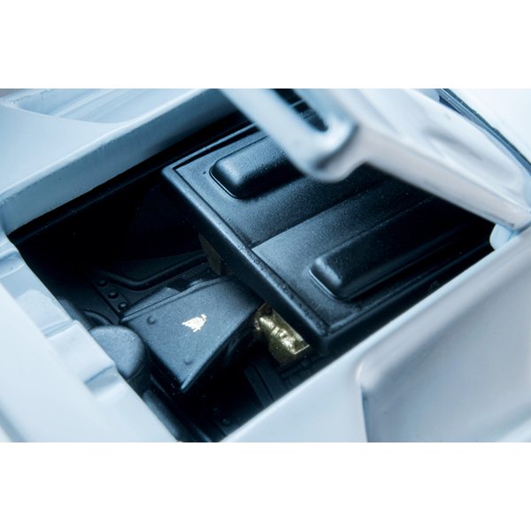画像9: TOMYTEC 1/64 Limited Vintage NEO LV-N Lamborghini Diablo SE30 Jota (White)