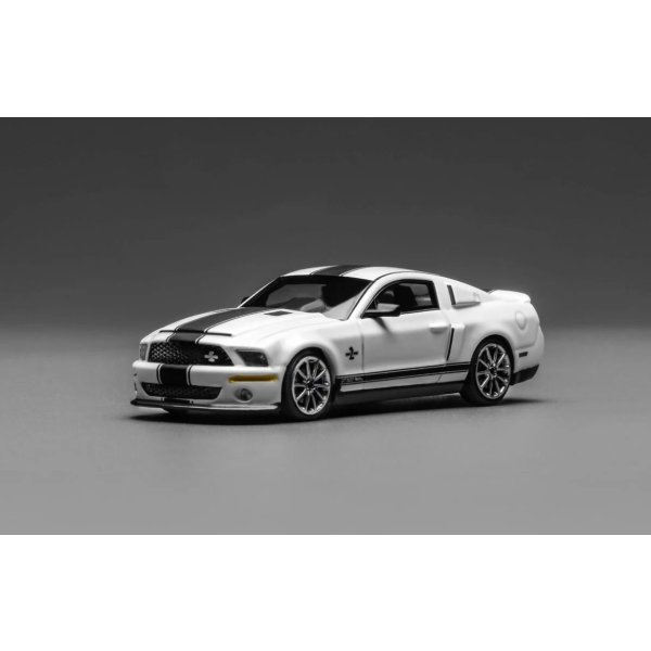 画像2: MOTORHELIX 1/64 Ford Mustang Shelby GT500 Super Snake 2007 Performance White