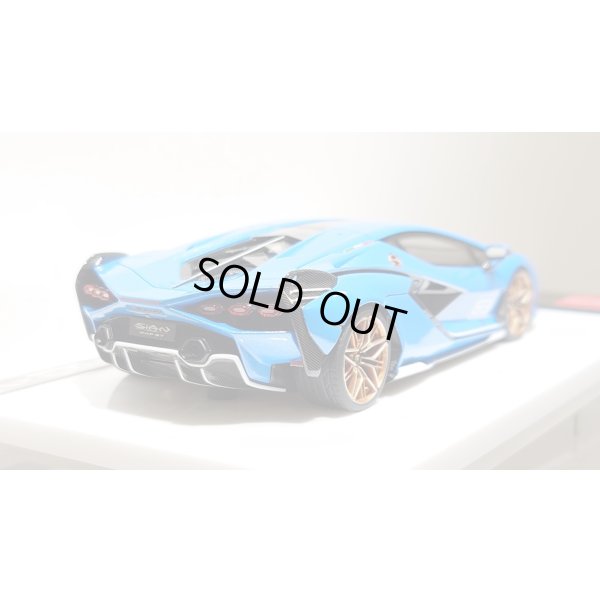 画像10: EIDOLON 1/43 Lamborghini Sian FKP 37 2019 with Stripe Azzurro Pearl Limited 32 pcs.