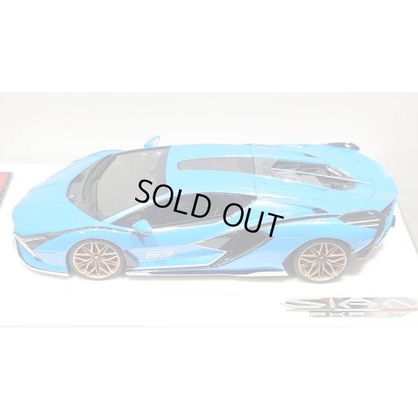 画像4: EIDOLON 1/43 Lamborghini Sian FKP 37 2019 with Stripe Azzurro Pearl Limited 32 pcs.