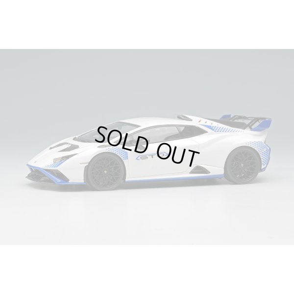 画像1: EIDOLON 1/43 Lamborghini Huracan STO 2021 Bianco Monocerus / Blue Livery Limited 100 pcs.