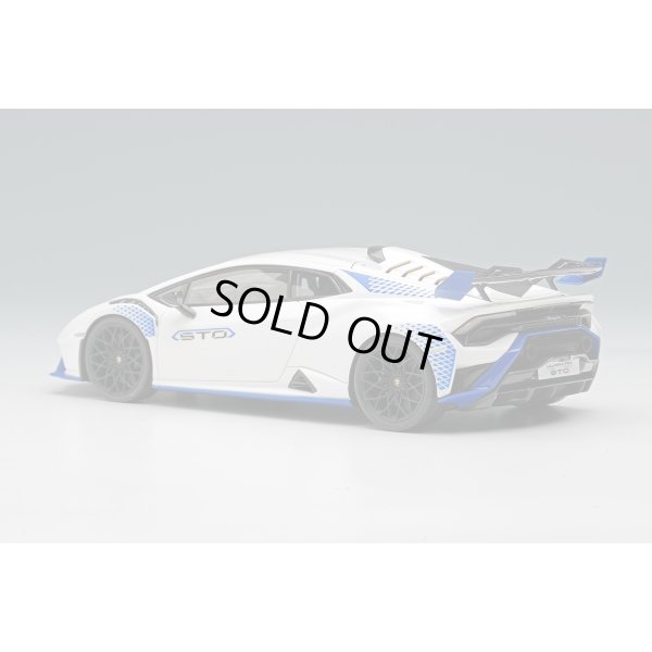 画像3: EIDOLON 1/43 Lamborghini Huracan STO 2021 Bianco Monocerus / Blue Livery Limited 100 pcs.