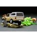 画像7: TOMYTEC 1/64 "Kaiyodo (海洋堂)" x "Tomica Limited Vintage" Diorama Collection 64 #Car Snap 32a Safari 4 (with Nissan Truck 4x4 King Cab) (7)