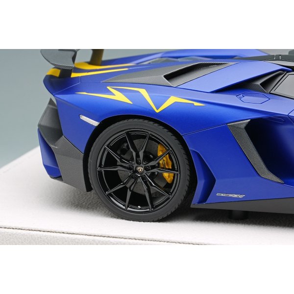 画像7: EIDOLON 1/18 Lamborghini Aventador LP750-4 SV Roadster 2015 Matte Candy Blue / Yellow Stripe Limited 50 pcs.