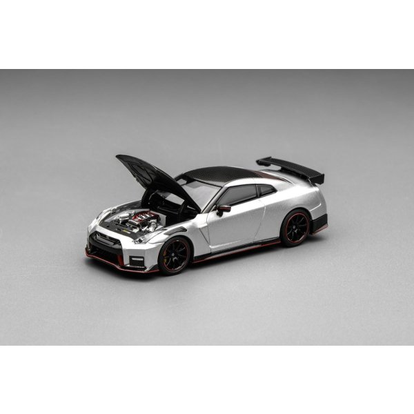 画像2: MOTORHELIX 1/64 Nissan GT-R NISMO (R35) Special Edition 2022 Ultimate Metal Silver