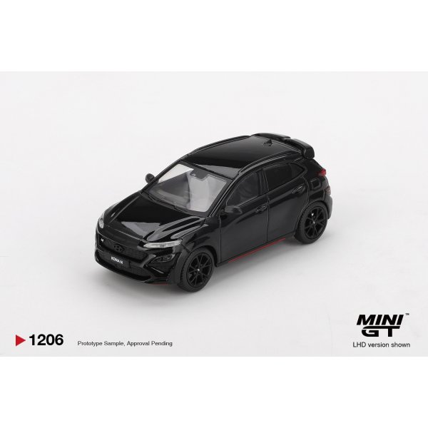 画像1: MINI GT 1/64 Hyundai Kona N Phantom Black (LHD) Korea Exclusive