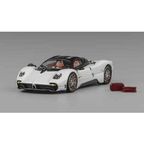 画像1: CM Model 1/64 Pagani Utopia Pearl White