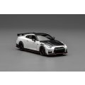 MOTORHELIX 1/64 Nissan GT-R NISMO (R35) Special Edition 2022 Brilliant White Pearl