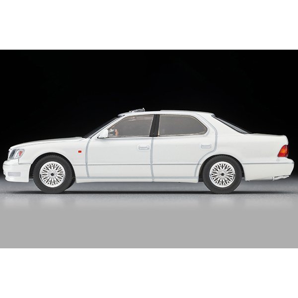 画像3: TOMYTEC 1/64 Limited Vintage NEO Toyota Celsior C-Spec 10th Anniversary Edition (White)
