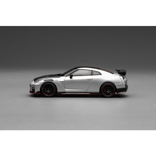 画像4: MOTORHELIX 1/64 Nissan GT-R NISMO (R35) Special Edition 2022 Ultimate Metal Silver