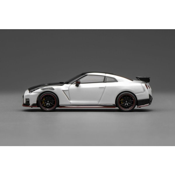 画像4: MOTORHELIX 1/64 Nissan GT-R NISMO (R35) Special Edition 2022 Brilliant White Pearl