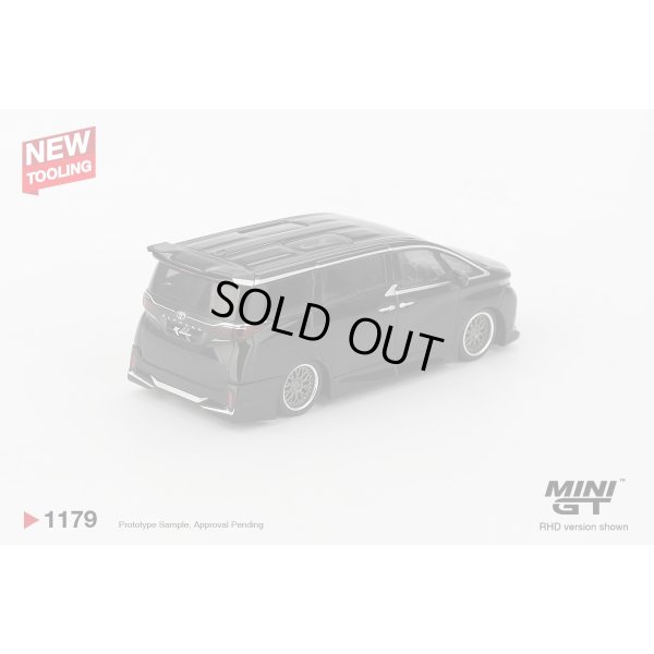 画像2: MINI GT 1/64 Toyota Alphard 40 KUHL Black (RHD)