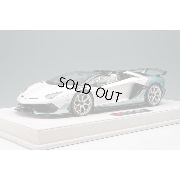 画像2: EIDOLON 1/18 Lamborghini Aventador SVJ Roadster 2020 Ad Personam 2-tone paint Pearl White / Azzurro Tetis Limited 50 pcs.