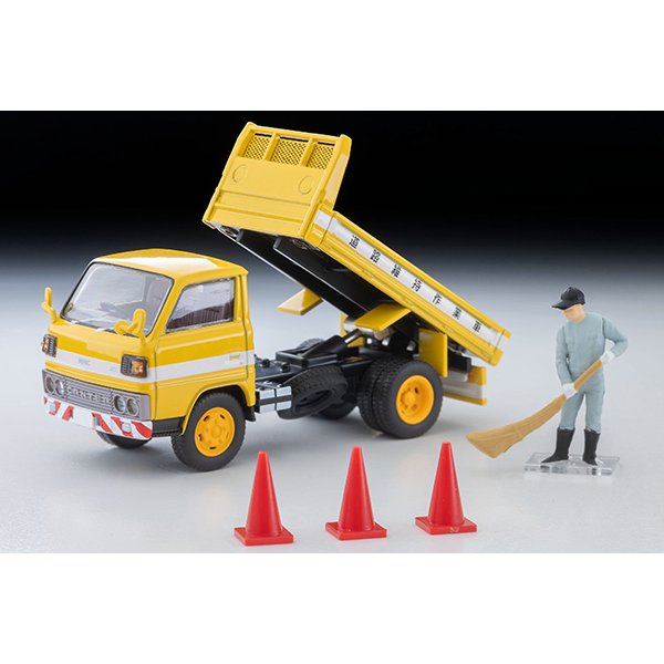 画像1: TOMYTEC 1/64 Limited Vintage NEO Mitsubishi Fuso Canter Dump Truck (Road Maintenance Vehicle) with Figure