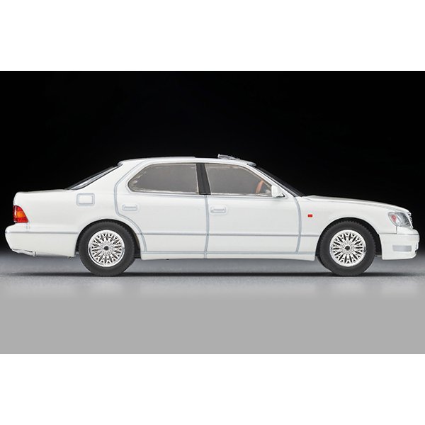 画像4: TOMYTEC 1/64 Limited Vintage NEO Toyota Celsior C-Spec 10th Anniversary Edition (White)