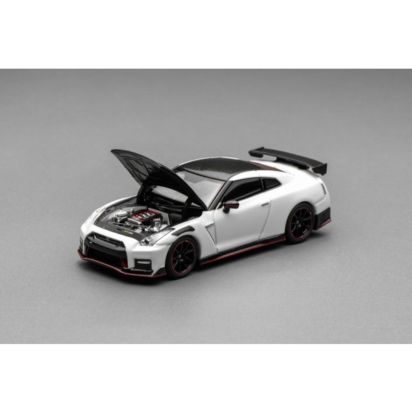 画像2: MOTORHELIX 1/64 Nissan GT-R NISMO (R35) Special Edition 2022 Brilliant White Pearl