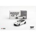 MINI GT 1/64 Aston Martin DBS Stratus White (LHD)